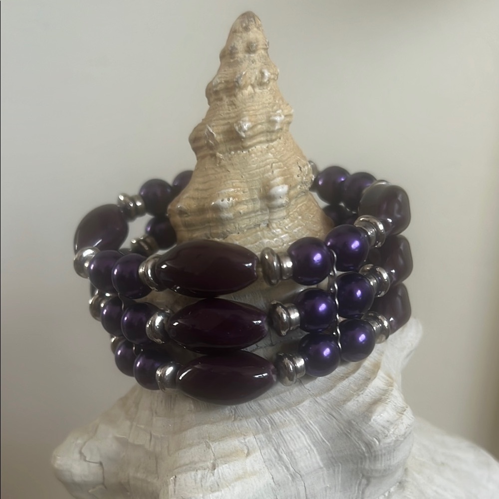 Elegant Purple Beaded Bracelet